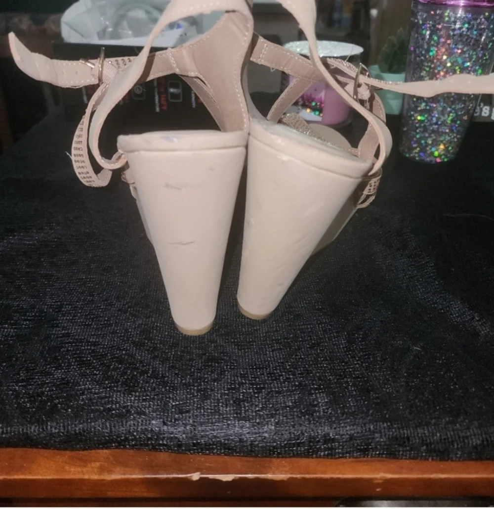 NWOT ME TOO rhinestone wedge sandal size 11